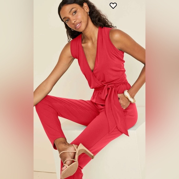 VENUS Vibrant Red V-Neck Top Wrap Tie Jumpsuit size Small NWT - Picture 3 of 14